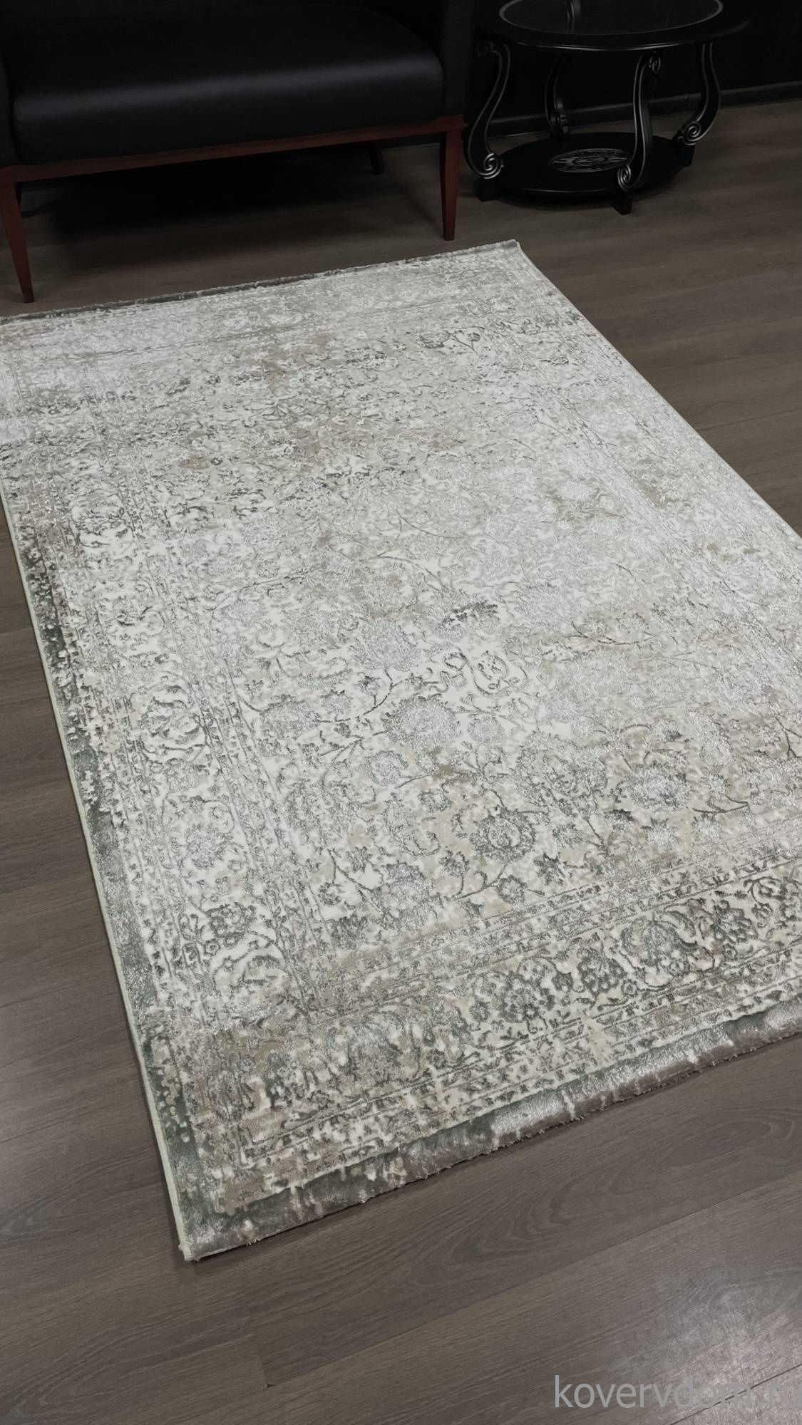 Ковер LILY 8504A S.WHITE / P.GREEN