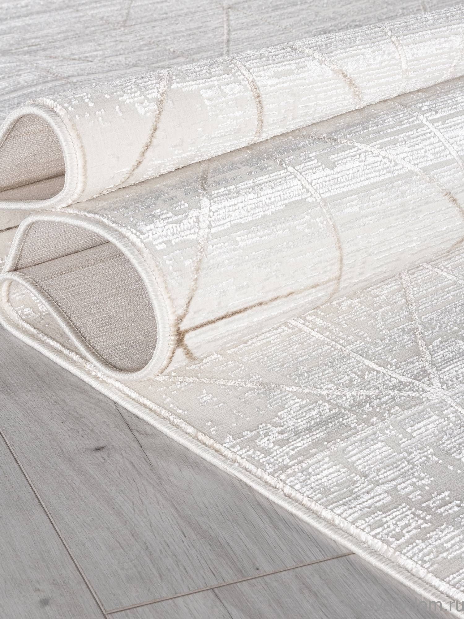 Ковер SHINE 33748A CREAM / WHITE Ковер SHINE 33748A CREAM / WHITE