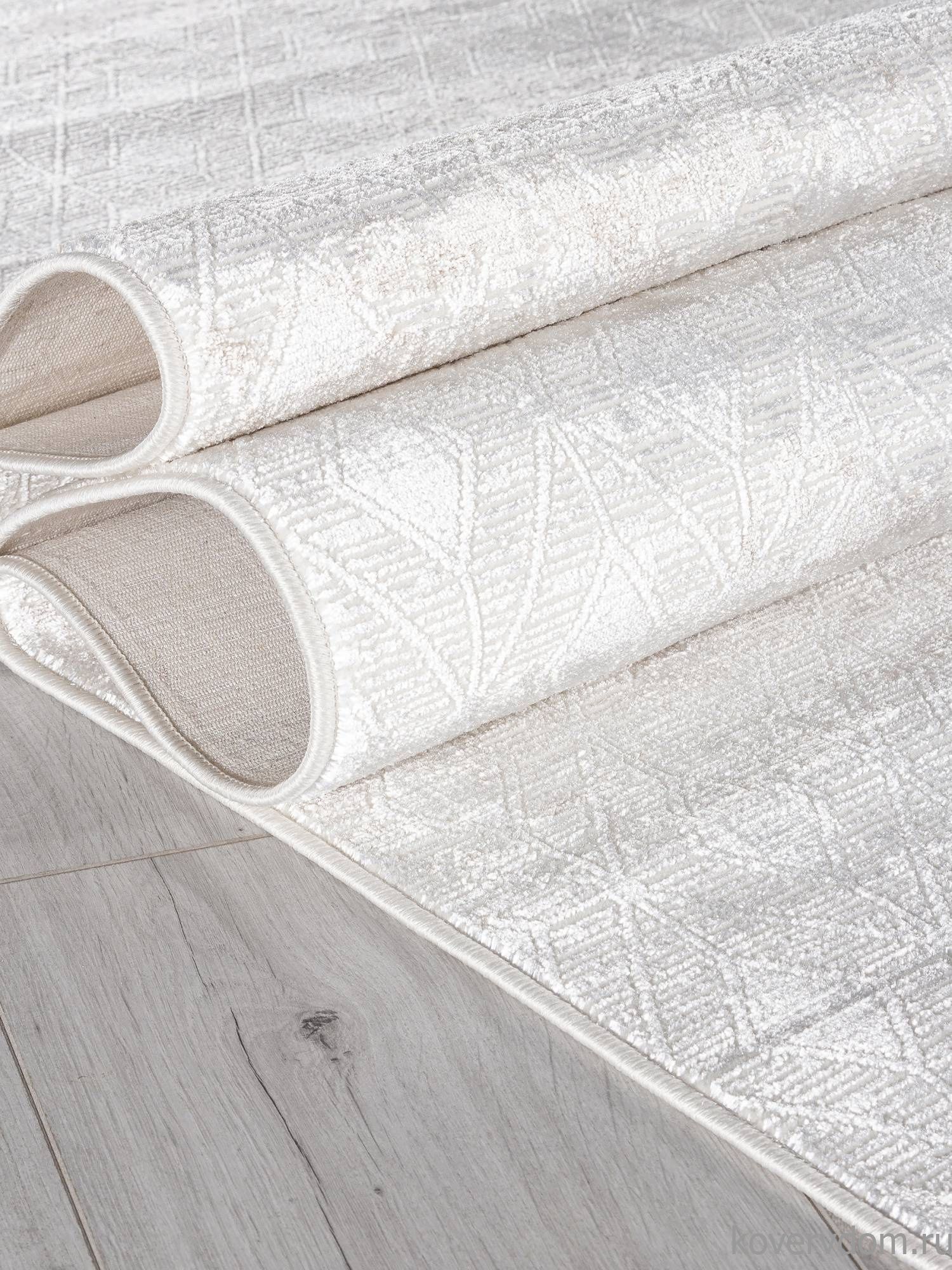 Ковер SHINE 32585A WHITE / CREAM Ковер SHINE 32585A WHITE / CREAM